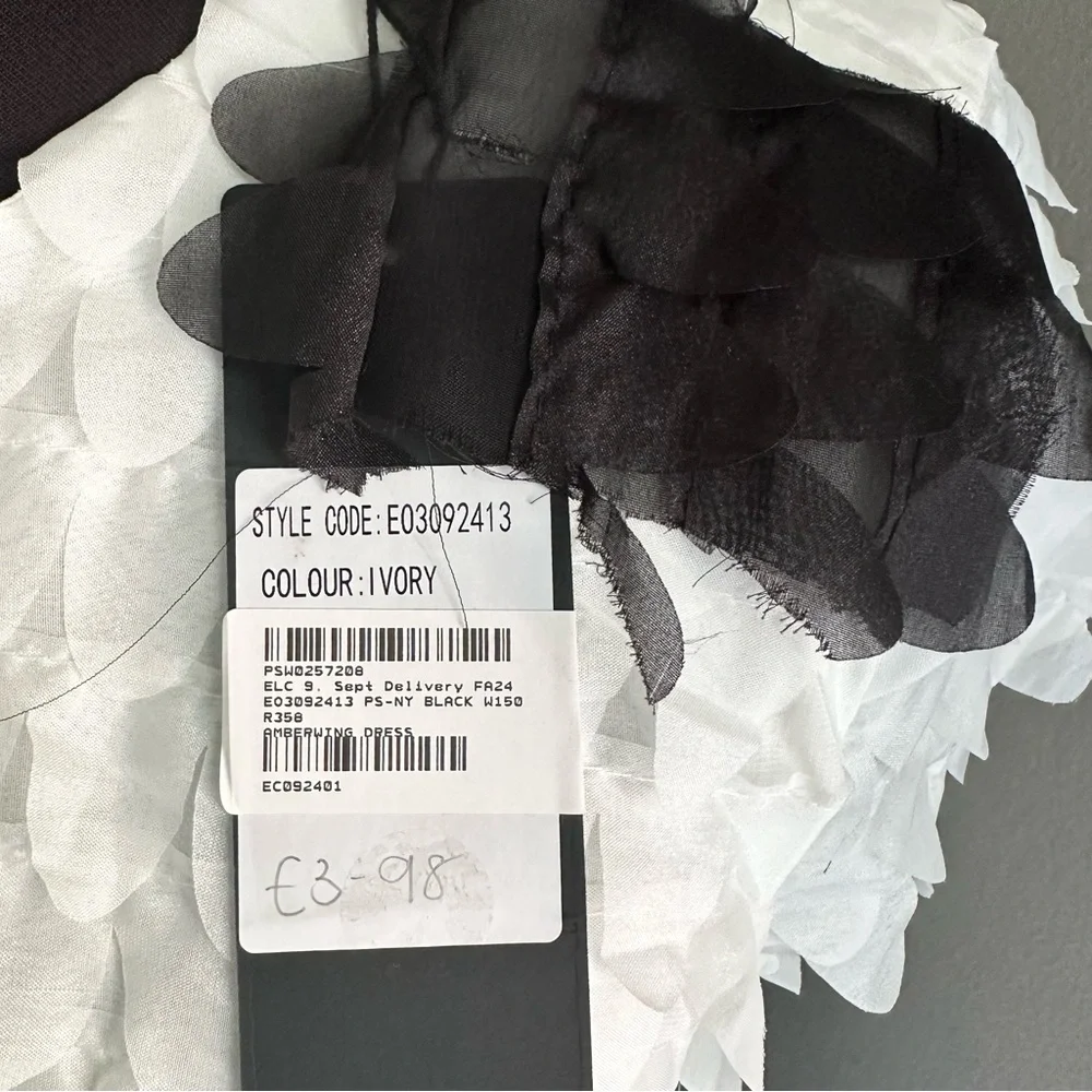 OMR x ELLIATT: Amberwing Dress In White Size S - Picture 4 of 16